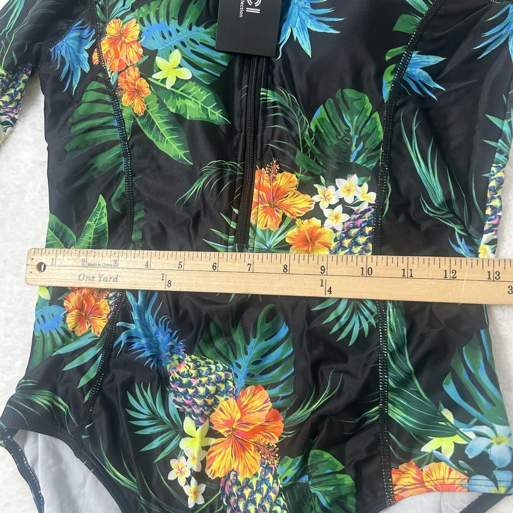 Daci Rash Guard Swimsuit Womens Medium Tropical Floral One Piece Long Sleeve - Picture 10 of 10